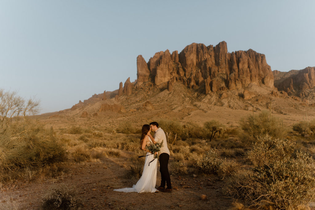 Couple kisses at Tucson, Arizona content day